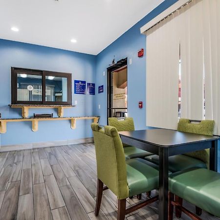 Scottish Inns & Suites Iah Airport-Beltway 8 Aldine Zewnętrze zdjęcie