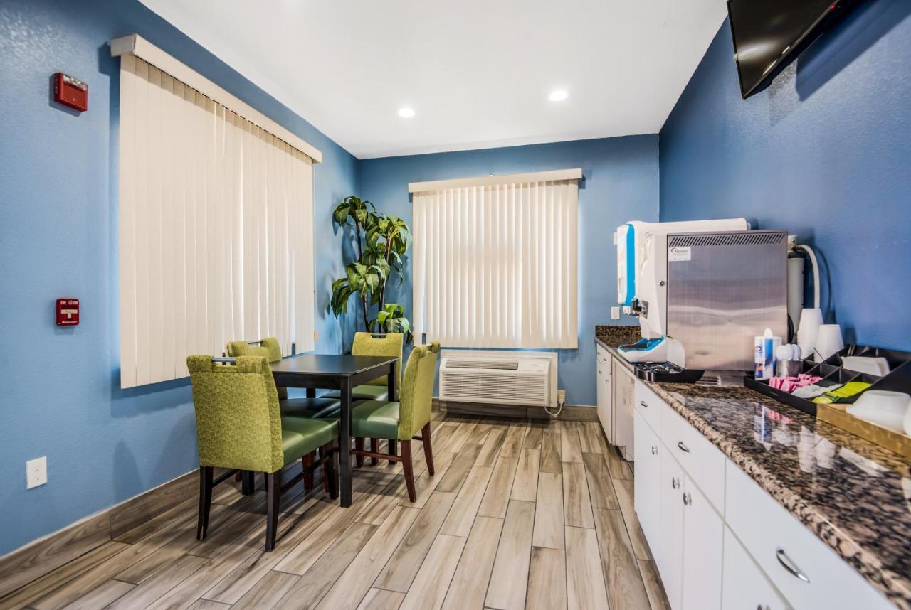 Scottish Inns & Suites Iah Airport-Beltway 8 Aldine Zewnętrze zdjęcie
